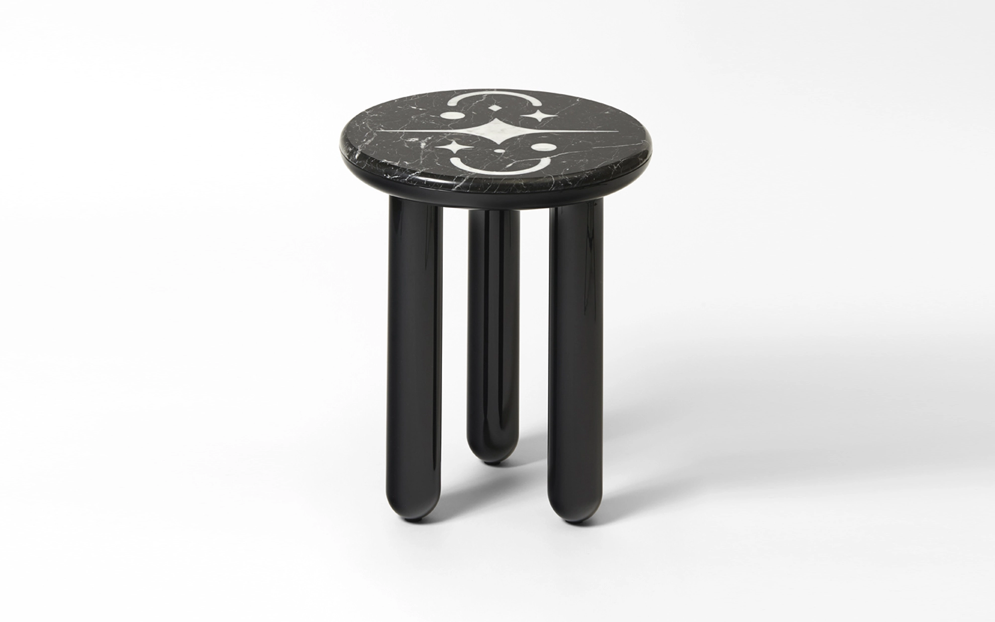 Hymy Side table - Jaime Hayon - ChromaticO.